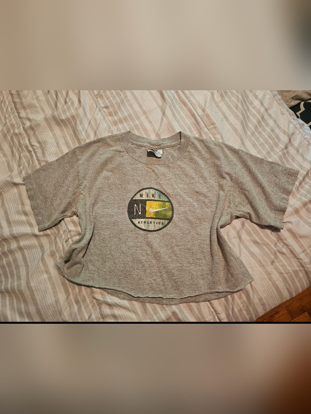 Nike Gray Crewneck Cropped Tee